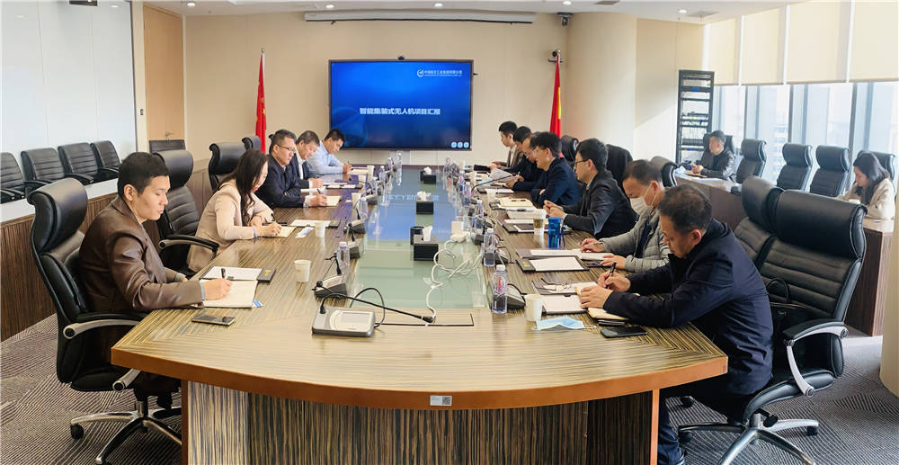 中航工业六〇五所和哈工大集团武汉公司领导一行到访长江基金管理公司
